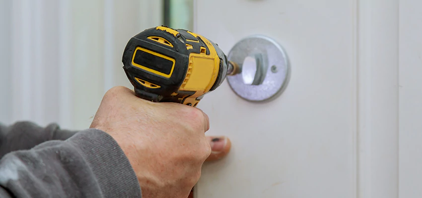 Street Locksmith For Smart Lock Repair in South San Francisco, CA